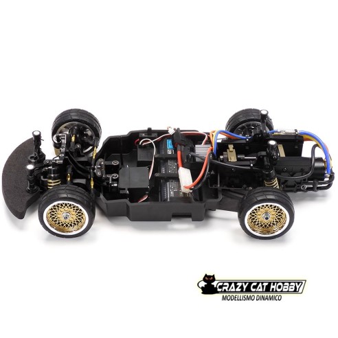 The chassis is based around a lower deck with integrated main and rear frames. The motor is at the back in an RR layout.